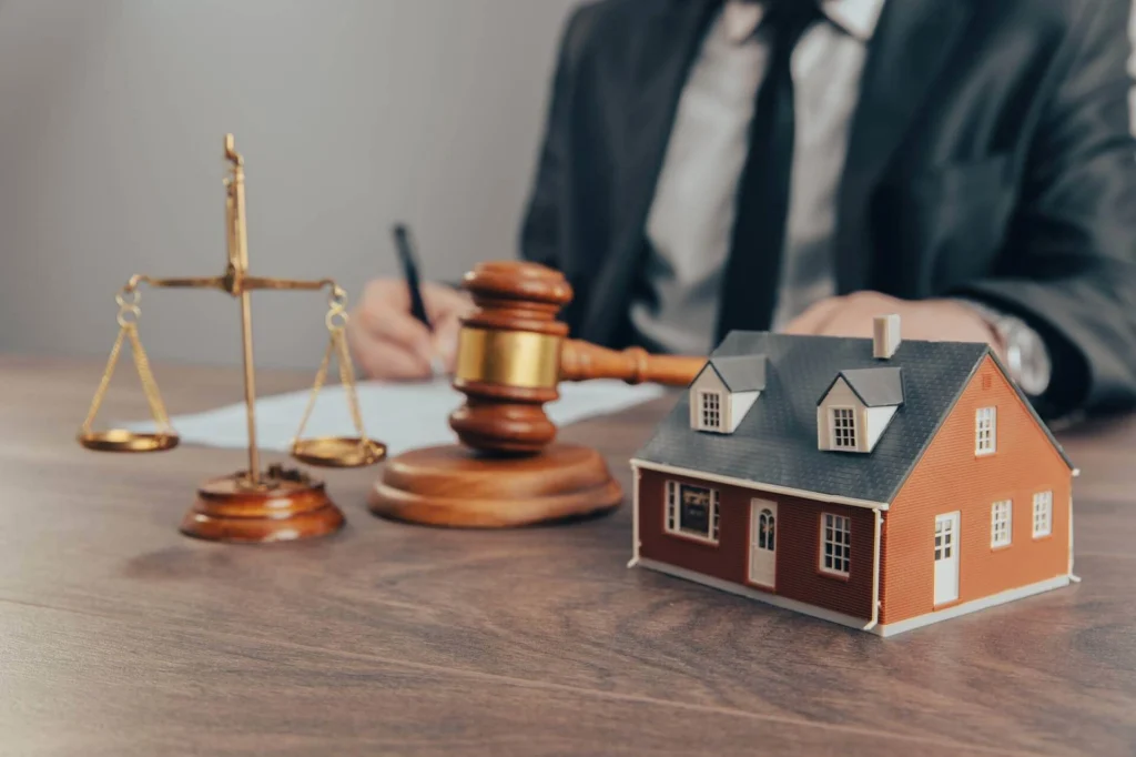 Real Estate Lawyer